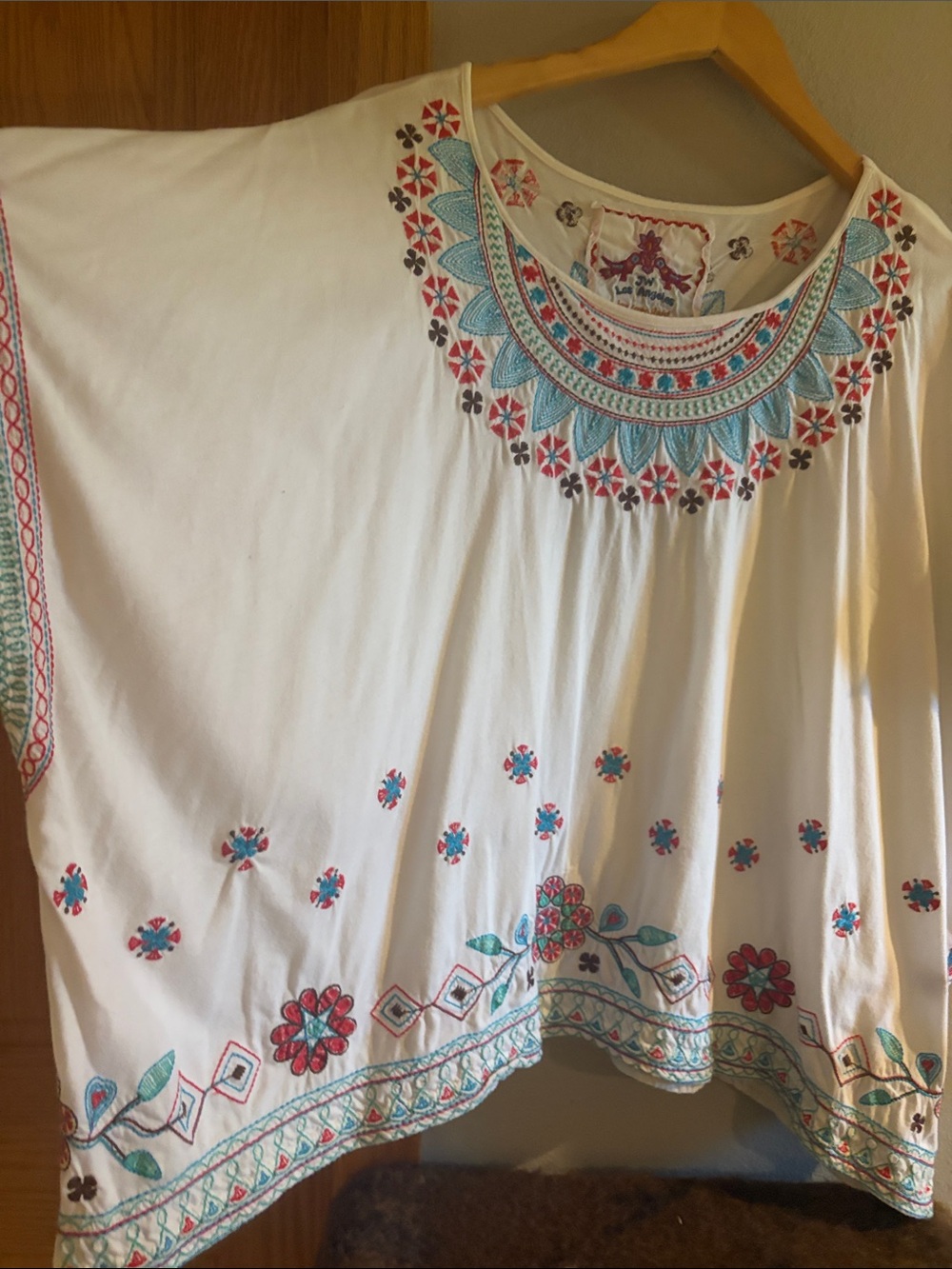 Johnny was White Embroidered Boho Tunic Top with Teal & Coral Accents - Picture 2 of 5